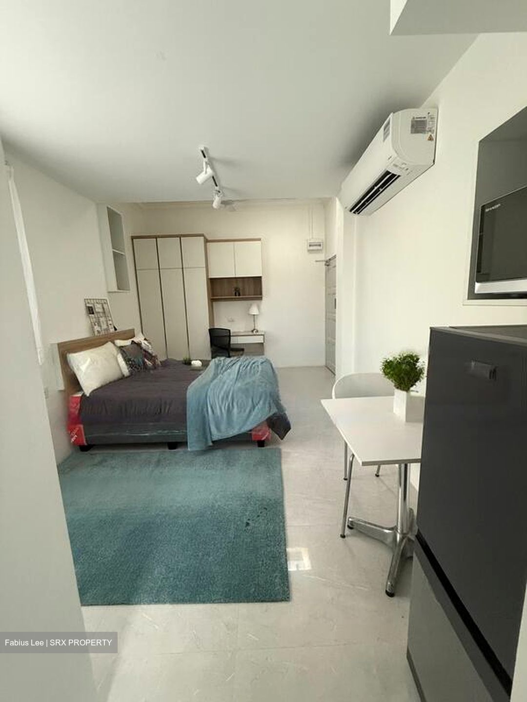 East Coast Road (D15), Apartment #524219111